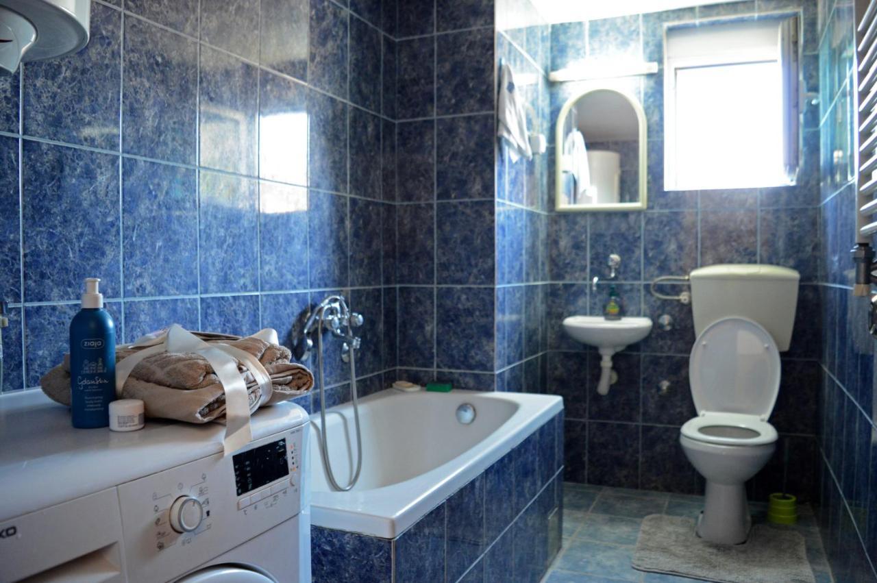 House Of Peace Hotel Podgorica Bagian luar foto