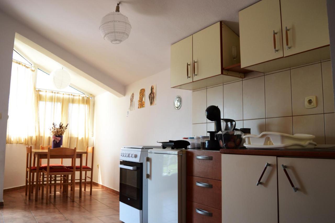 House Of Peace Hotel Podgorica Bagian luar foto