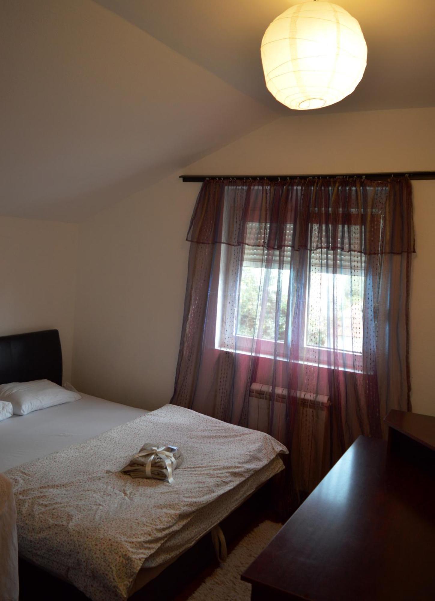 House Of Peace Hotel Podgorica Bagian luar foto