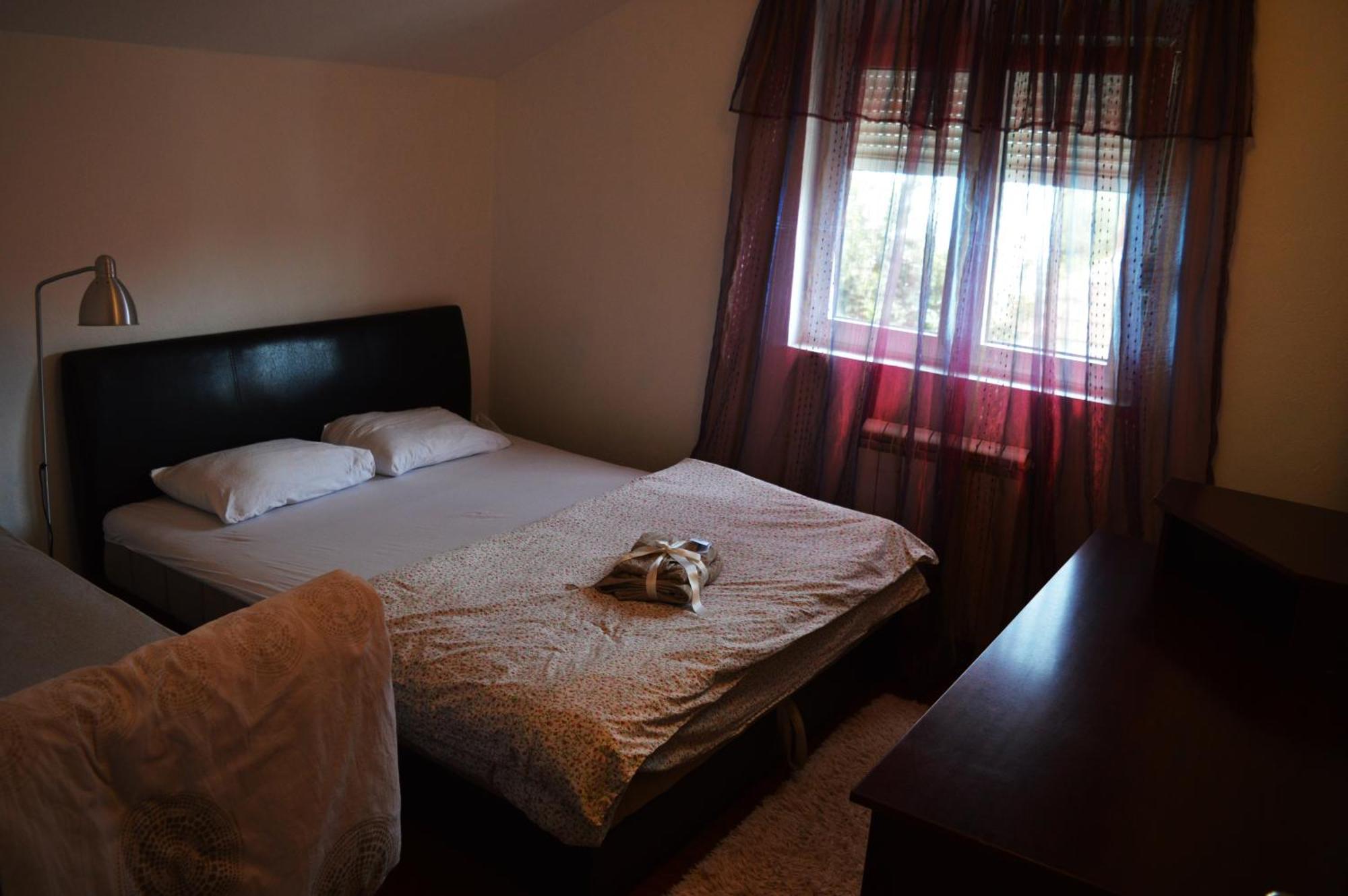 House Of Peace Hotel Podgorica Bagian luar foto